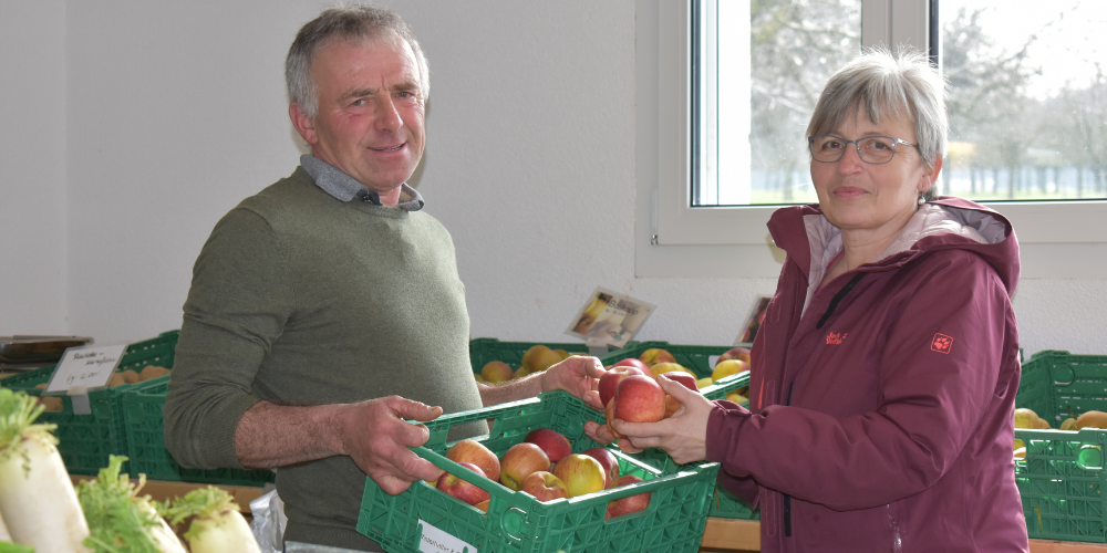 Milch, Obst und Direktvermarktung sind die wichtigsten Standbeine von Familie Sager.