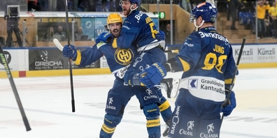 HCD-Captain Stránský jubelt über das 4:3: Der Rekordmeister kann am Dienstag den Titel holen.