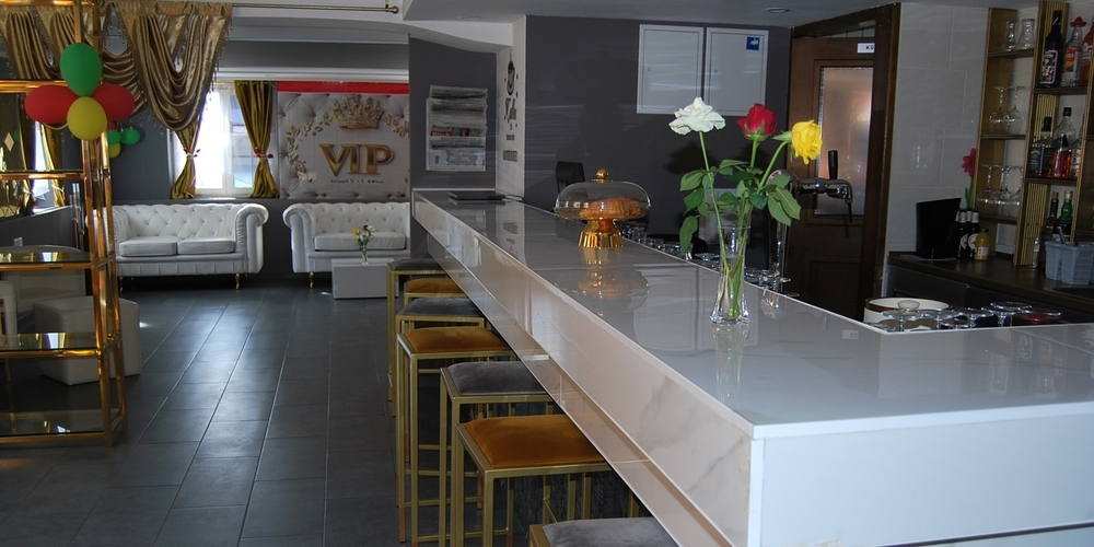 An sieben Tagen in der Woche offen und wieder mit Küche: «Anais Latino Bar Restaurant».