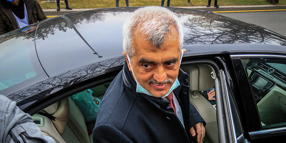 ARCHIV - Der prokurdische Politiker der Oppositionspartei HDP Ömer Faruk Gergerlioglu trifft zu einer Kundgebung ein. Nach seiner Entlassung aus der Haft kann er wieder seine Arbeit als Parlamentsabgeordneter in der Türkei aufnehmen. Foto: Tunahan...