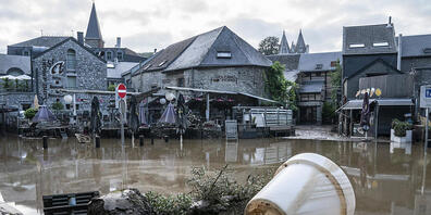 Die belgische Stadt Durbuy wurde von den starken Regenfällen überschwemmt. Polen hat angesichts der Hochwasserkatastrophe Deutschland und Belgien Unterstützung angeboten. Foto: Anthony Dehez/BELGA/dpa