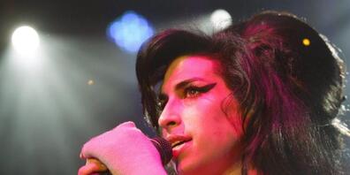 Amy Winehouse hat mit ihrer Soulstimme international die Bühnen erobert. Vor zehn Jahren ist sie mit gerade einmal 27 Jahren gestorben. (Archivbild)