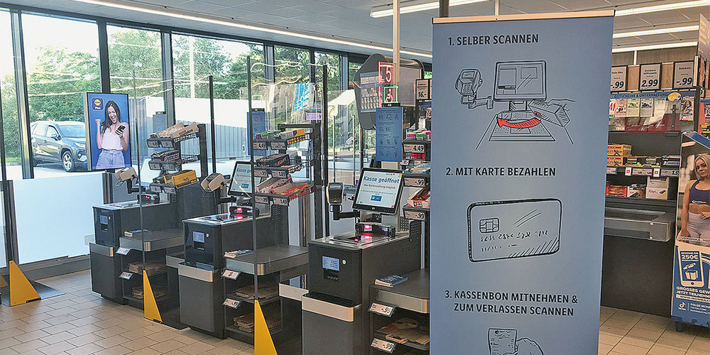 Bei der umgebauten Landquarter Lidl-Filiale sind neu zusätzlich  Self-Checkout-Kassen eingebaut worden. 
