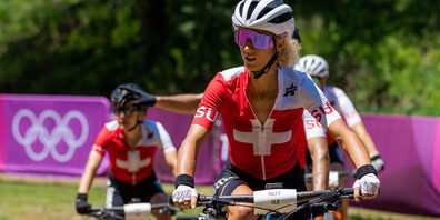 Jolanda Neff gewann am Dienstag die Goldmedaille im Mountainbike-Rennen an den Olympischen Spielen in Tokio. 