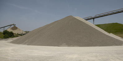 An den Aktivitäten des weltgrössten Zementkonzerns Holcim in Brasilien sind zahlreiche Unternehmen interessiert. (Symbolbild)