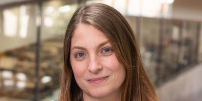 Katie Ewer, Immunologin an der Universität Oxford, ist eine von mehreren wissenschaftlichen Beiräten der Fachzeitschrift "Vaccines", die aus Protest gegen Fake News den Hut genommen haben (Universität Oxford).