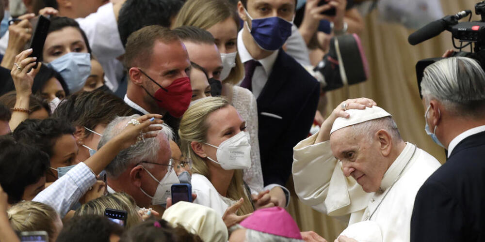 Papst Franziskus am Ende seiner wöchentlichen Generalaudienz in der Halle Paul VI. Foto: Riccardo De Luca/AP/dpa