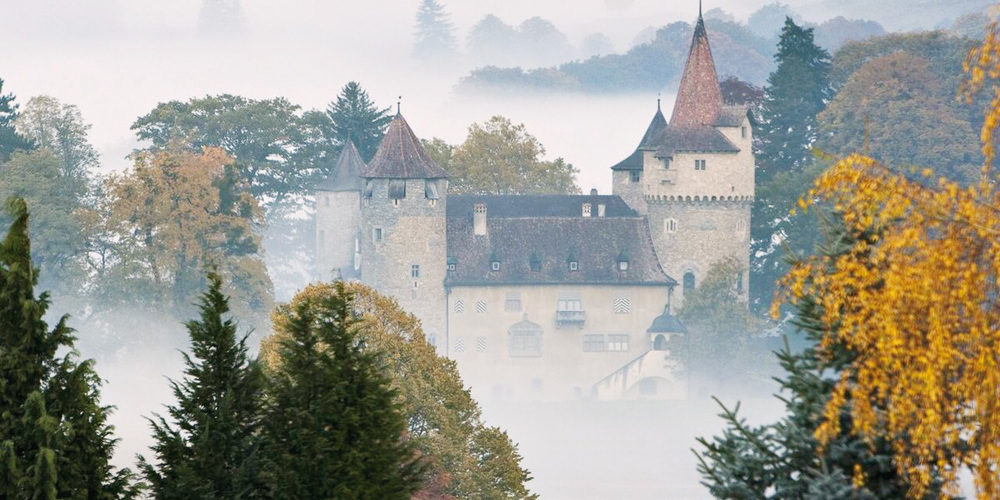 Das Schloss Marschlins steht in Igis-Landquart. 