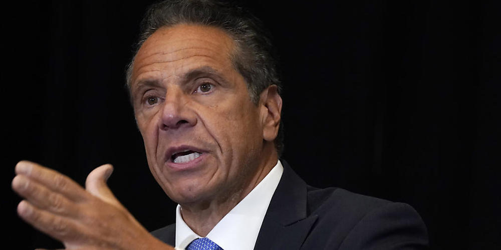 ARCHIV - Andrew Cuomo hat einer Untersuchung der Generalstaatsanwältin James zufolge während seiner Amtszeit mehrere Frauen sexuell belästigt. Foto: Richard Drew/AP/dpa