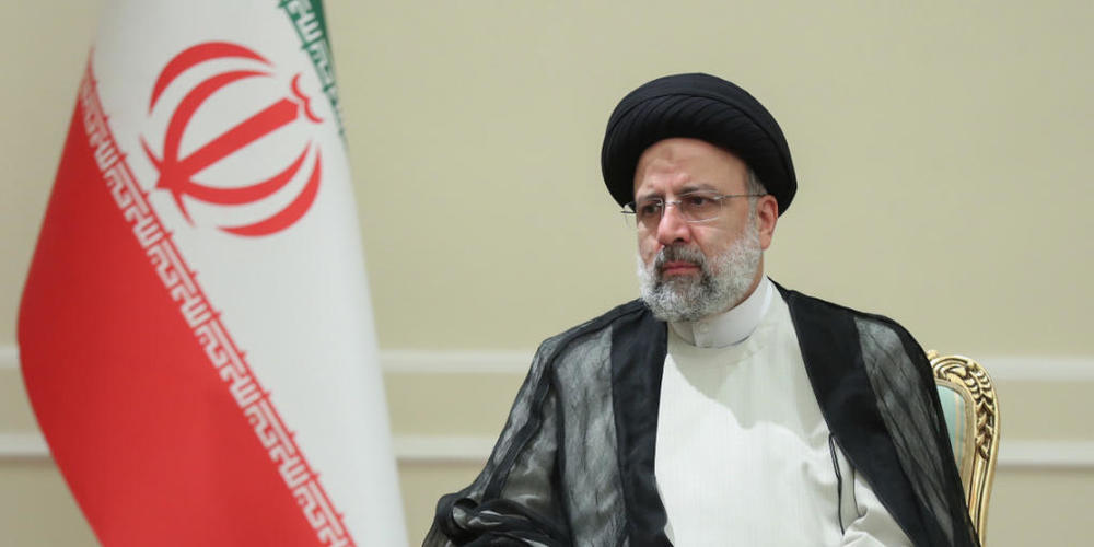 HANDOUT - Der neue Präsident Irans, Ebrahim Raisi ist seit Donnerstag im Amt. Die EU willdie Atomverhandlungen mit ihm im Septemeber wieder aufnehmen. Foto: -/Iranian Presidency/dpa - ACHTUNG: Nur zur redaktionellen Verwendung im Zusammenhang mit ...