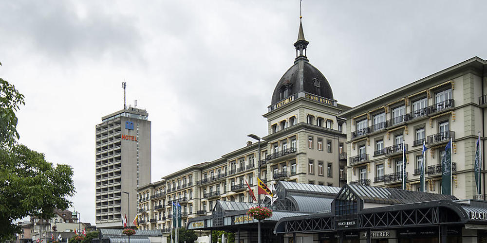 Die Hotelbranche fordert vom Bund weitere Unterstützung zur Bewältigung der Coronakrise. Hotelleriesuisse-Präsident Andreas Züllig will eine Verlängerung der Härtefallhilfen und der Kurzarbeit, wie er in einem Interview erklärte.(Symbolbild)