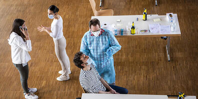 Schnell- und PCR-Tests in einem Zentrum in Mont-sur-Lausanne. (Archivbild)