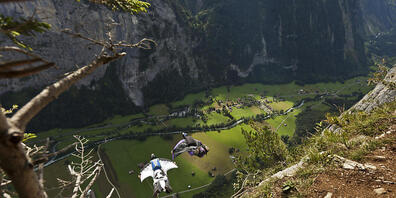 Beim Basejumpen ist am Montag ein Mann im Lauterbrunnental ums Leben gekommen. (Symbolbild)