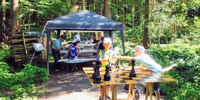 Dieses Jahr neu im Bambolo-Angebot: Schach und Jassen.