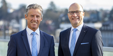 Christian Heydecker, Präsident des Verwaltungsrates, und Lorenz Laich, Vorsitzender der Geschäftsleitung der Clientis BS Bank Schaffhausen (v. l.).