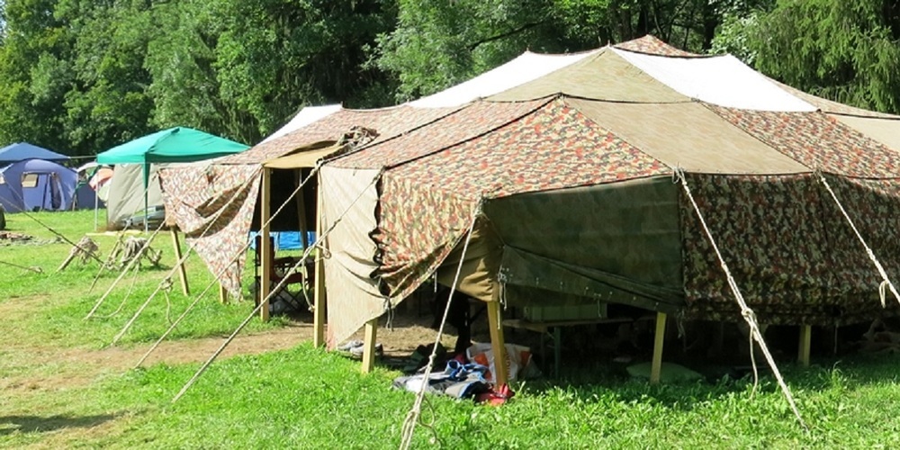Das Zelten auf der Halbinsel Winzlisau, Gemeinde Neckertal, ist in Zukunft nicht mehr möglich (Symbolbild).