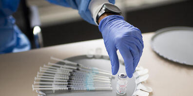 49,75 Prozent der Bevölkerung sind in der Schweiz vollständig gegen das Coronavirus geimpft. (Symbolbild)