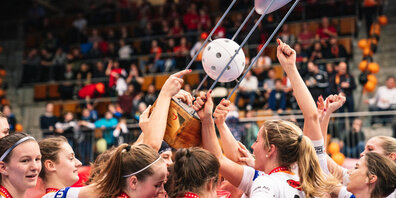 swiss unihockey freut sich über die weitere Zusammenarbeit mit Mobiliar.