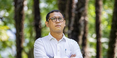 Der indonesische Regisseur Edwin gewinnt mit seinem Film "Vengeance Is Mine - All Others Pay Cash" am 74. Locarno Film Festival den Goldenen Leoparden.