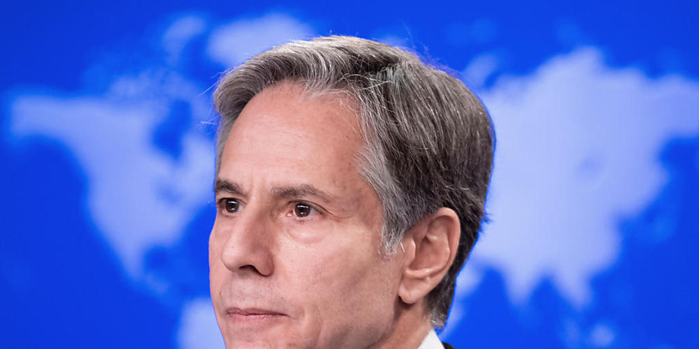 ARCHIV - Antony Blinken, Außenminister der USA, spricht über Flüchtlingsprogramme für Afghanen. Foto: Brendan Smialowski/Pool AFP/AP/dpa