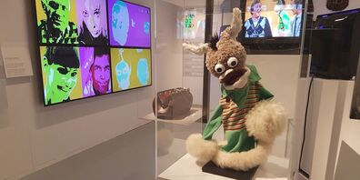 Das Fernsehen hat sie schweizweit bekannt gemacht: Klibys Bauchredner Puppe Caroline. 