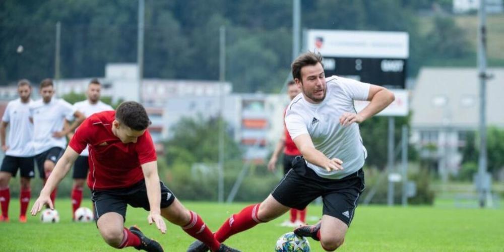 Fouls können gravierende Folgen für den Gefoulten haben: Bei 16 Prozent der foulbedingten Verletzungen dauert die Heilung länger als vier Monate.