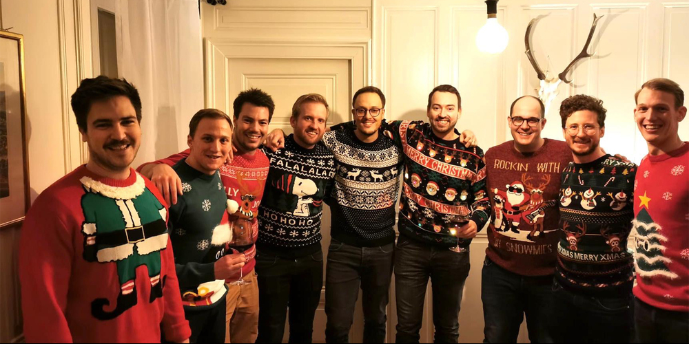 Ugly X-Mas Sweaters zu Hauf - dies war wohl auch an dieser Party der Dresscode. Foto: zvg