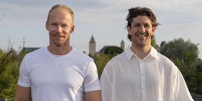 Nico Dünner bleibt zumindest bis 2029 bei den SC Rapperswil-Jona Lakers. Dazu wird auch der Vertrag mit Johan Lundskog vorzeitig um eine Saison bis 2028 verlängert.