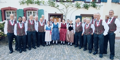 Gute Laune trotz Hitze: Der Jodlerclub Rapperswil.
