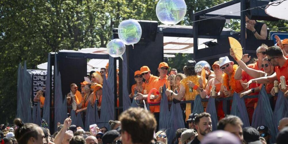 Nach der Street Parade in Zürich kontrollierte die Kantonspolizei Aargau auf der Rückfahrt rund 500 Fahrzeuglenkende. (Archivbild)