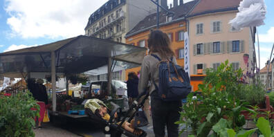 Tausende von Besucherinnen und Besuchern waren an diesem Wochenende auf den Strassen von La Chaux-de-Fonds und Le Locle unterwegs.