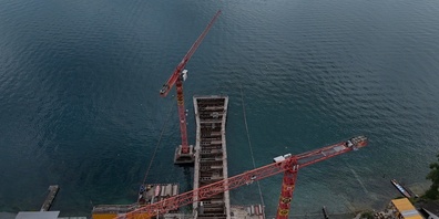 Das Auslaufbauwerk im Zürichsee von oben.