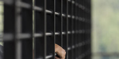 Das Amtsgericht Dorneck-Thierstein verurteilte zwei Männer wegen eines Tötungsdelikts in Metzerlen SO zu Gefängnisstrafen. (Symbolbild)