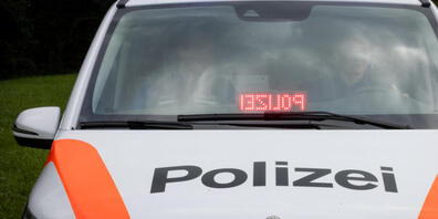 Die Kantonspolizei Thurgau zog am Donnerstag einen stark betrunkenen E-Trottinett-Fahrer aus dem Verkehr. (Symbolbild)