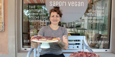 Mit ihrem eigenen veganen Café hat sich Rosetta Ielapi einen Lebenstraum erfüllt. Am liebsten macht sie alles selbst: Vom Einkaufen übers Kochen bis hin zum Putzen.