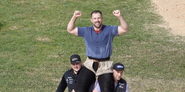 Fabian Staudenmann gewinnt das Schwägalp-Schwinget zum zweiten Mal. 