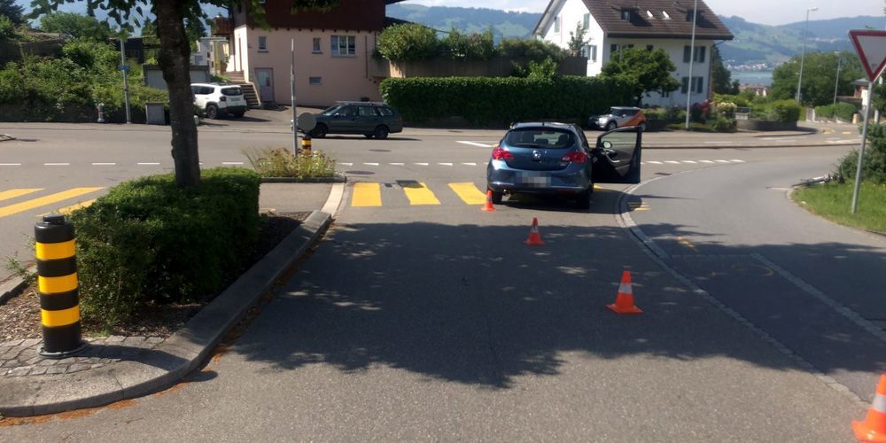 Der Unfall ereignete sich auf der Lenggiserstrasse in Rapperswil-Jona.