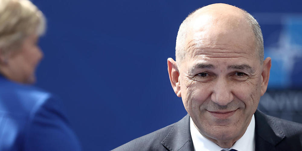Janez Jansa, Ministerpräsident von Slowenien, gilt als äußerst umstrittener Politiker. Foto: Kenzo Tribouillard/Pool AFP/AP/dpa