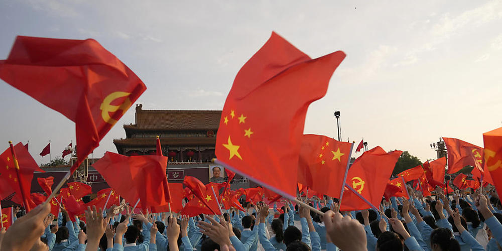 Hongkong bereitet sich auf Feierlichkeiten zum 100. Jubiläum der Kommunistischen Partei Chinas am 1. Juli vor. Foto: Ng Han Guan/AP/dpa
