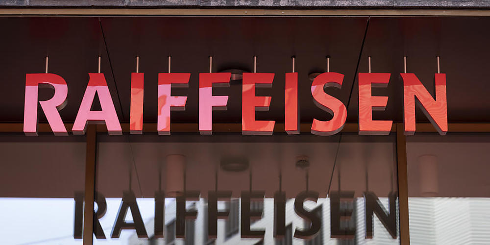Die drittgrösste Schweizer Bankengruppe Raiffeisen befürchtet trotz steigender Preise und anhaltender Nachfrage nicht das Entstehen einer Immobilienblase in der Schweiz. (Archivbild)