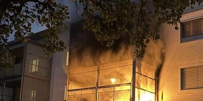 Bei einem Brand in einem Mehrfamilienhaus in Frauenfeld entstand am Sonntag grosser Schaden. Verletzt wurde niemand.