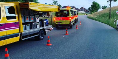 Feuerwehr-Einsatz wegen Motorradunfall in Dürnten.