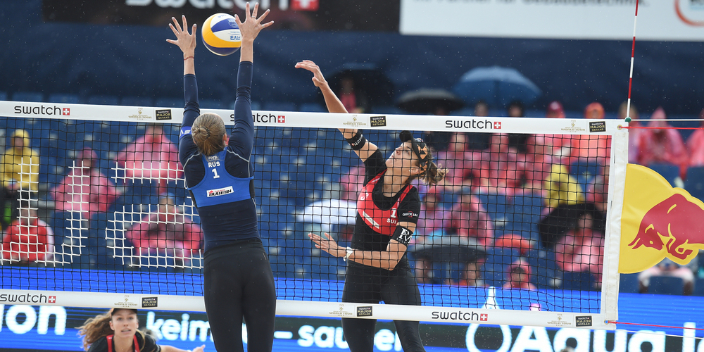 Tanja Hüberli und Nina Betschart spielten sich gestern souverän zum Gruppensieg und damit direkt in den Achtelfinal. 