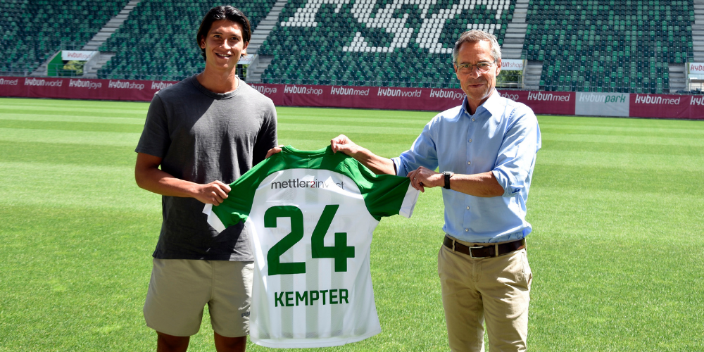 Michael Kempter zusammen mit Präsident Matthias Hüppi.