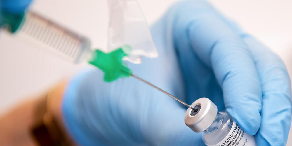 ARCHIV - EU-Kommissionspräsidentin Ursula von der Leyen ermunterte alle Impfskeptiker, sich immunisieren zu lassen. Foto: Sven Hoppe/dpa