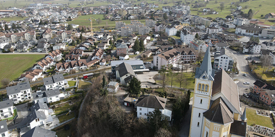In Reichenburg ist man sich uneinig über die Altersheim-Strategie.