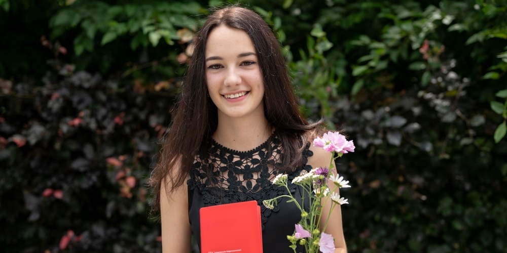 Die frischgebackene Bankkauffrau EFZ: Julia Egli