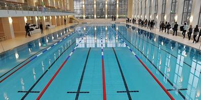 Nach dem Brand in der Sauna bleibt das Zürcher Hallenbad City mindestens bis zum 24. Oktober geschlossen. (Archivbild)