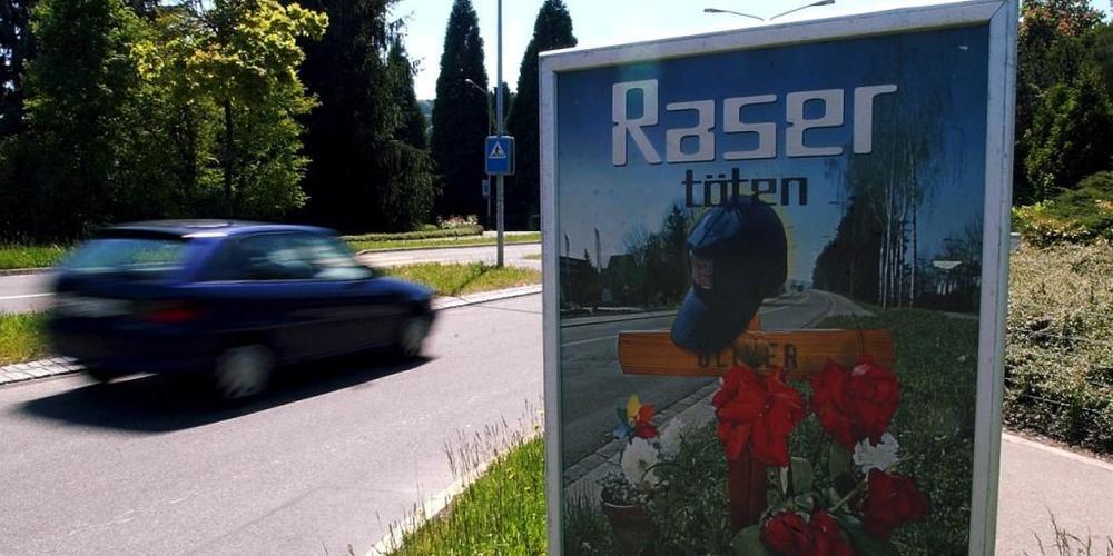 Mit 126 km/h raste ein Motorradfahrer innerorts durch Fischingen TG. (Symbolbild)