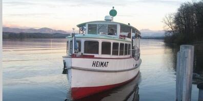 Der Dieselmotor wird ausgebaut und durch einen vollelektrischen Antrieb ersetzt: MS Heimat der Schiffahrts-Genossenschaft Greifensee.